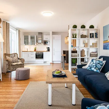 Ferienwohnung Ostsee-bernstein Mit Balkon Im Kaiserhof 4 *