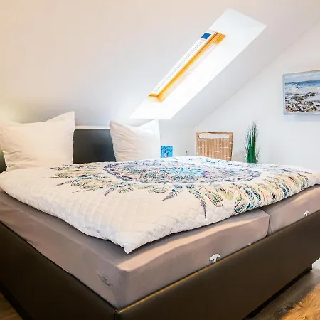 Ferienwohnung Ostsee-bernstein Mit Balkon Im Kaiserhof 4 Kellenhusen