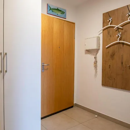 Ferienwohnung Ostsee-bernstein Mit Balkon Im Kaiserhof 4 Apartment *